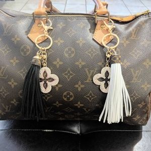 White tassel keychain